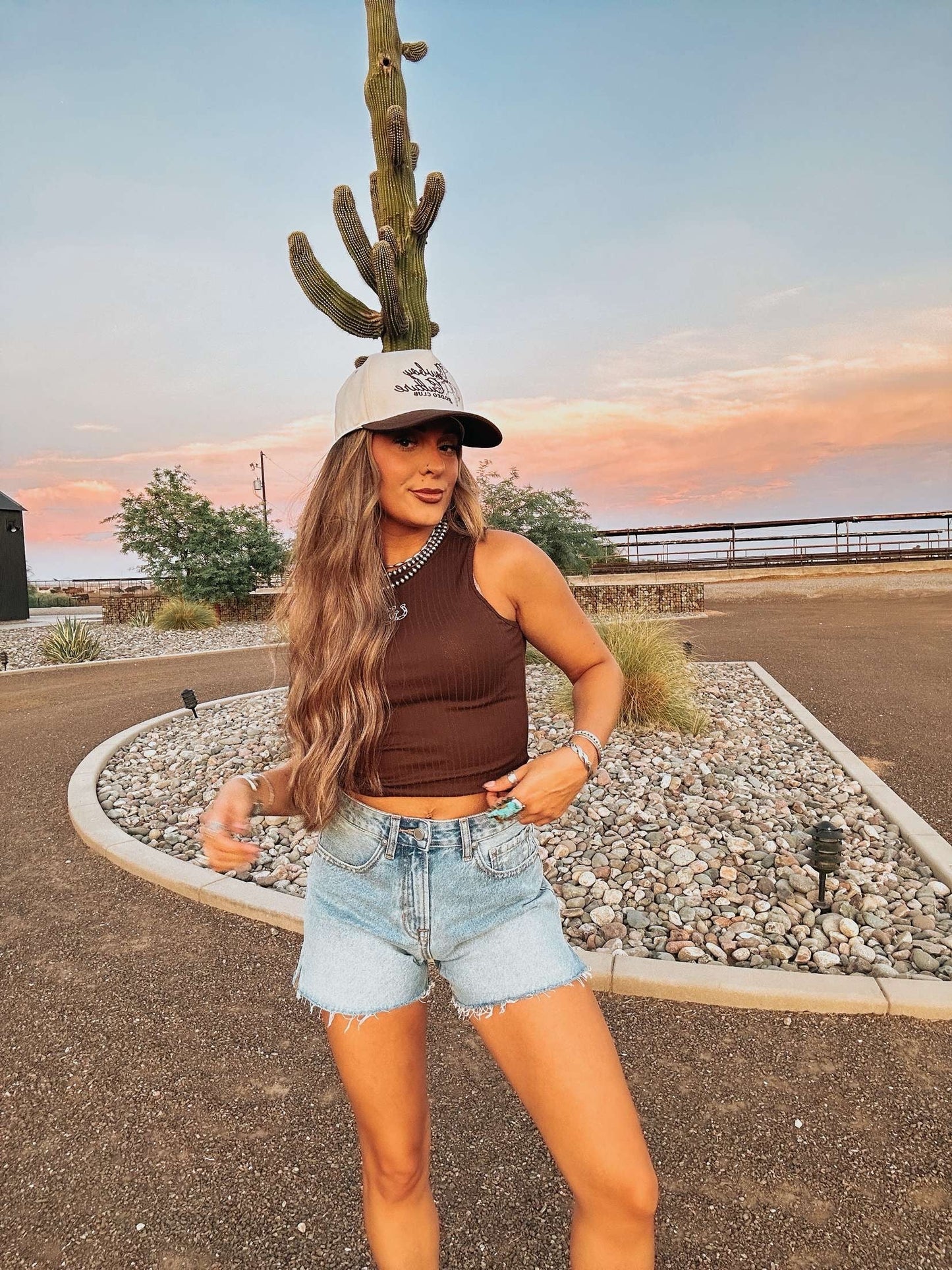THE HORSESHOE EMBROIDERED TANK