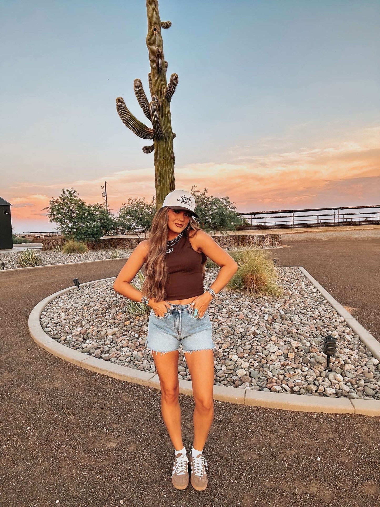 THE HORSESHOE EMBROIDERED TANK